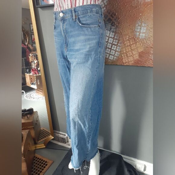 Zara Distressed Classic Blue Women's Jeans - Picture 10 of 16